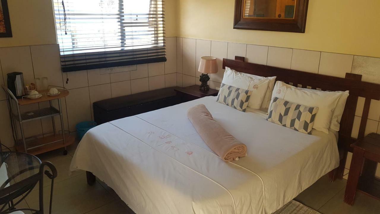 Esperanca Guesthouse Βίντχουκ Εξωτερικό φωτογραφία